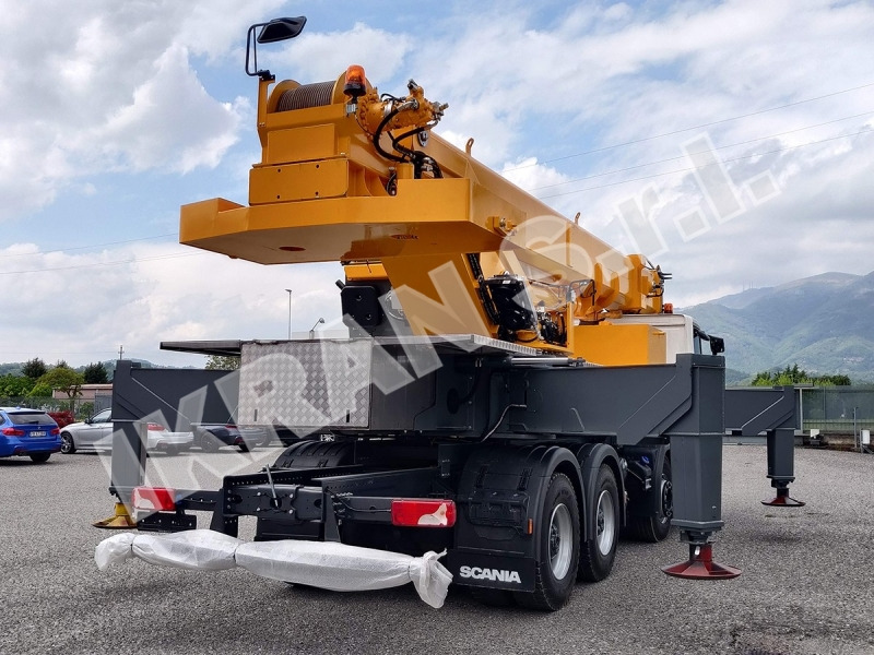Locatelli TCL 55.50 - Mobile crane: picture 3 Locatelli TCL 55.50 - Mobile crane: picture 3