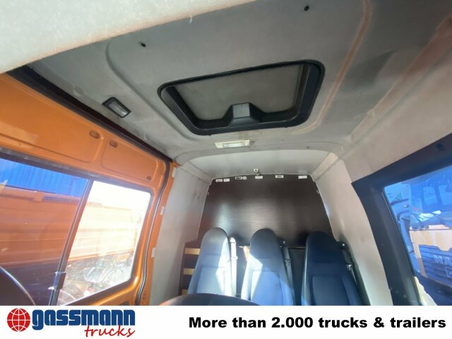 Iveco Daily 35S12 2,3 HPI 4x2, 8 Sitzplätze - Combi van: picture 2 Iveco Daily 35S12 2,3 HPI 4x2, 8 Sitzplätze - Combi van: picture 2