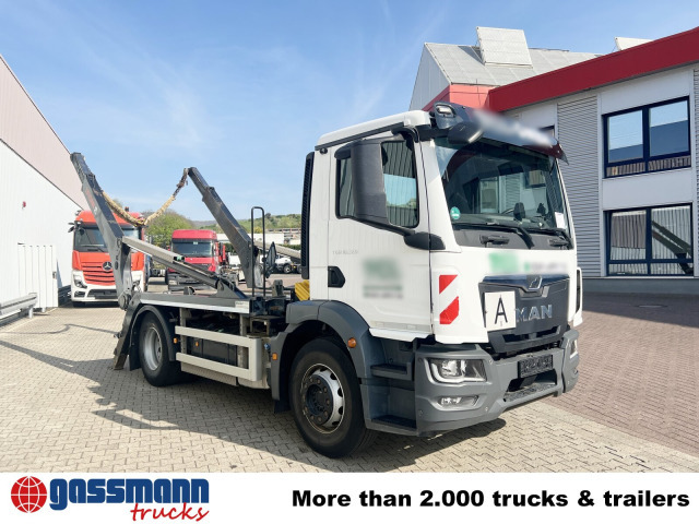 Skip loader truck MAN TGM 18.320 4x2 BL, Hiab Tele-Absetzanlage, Funk: picture 8