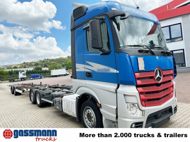 Container transporter/ Swap body truck Mercedes-Benz Actros 2542/48 L/nR 6x2, Retarder, Standklima,: picture 10 Container transporter/ Swap body truck Mercedes-Benz Actros 2542/48 L/nR 6x2, Retarder, Standklima,: picture 10