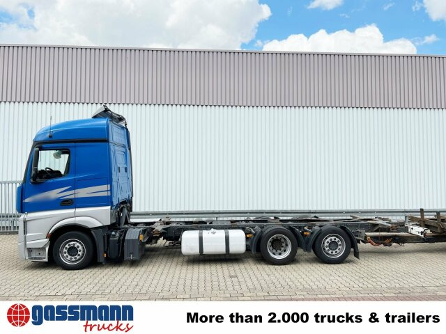 Container transporter/ Swap body truck Mercedes-Benz Actros 2542/48 L/nR 6x2, Retarder, Standklima,: picture 13 Container transporter/ Swap body truck Mercedes-Benz Actros 2542/48 L/nR 6x2, Retarder, Standklima,: picture 13
