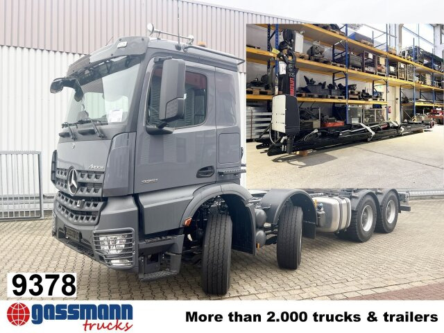 Mercedes-Benz Arocs 3251 L 8x4/4, Motorabtrieb - Hook lift truck: picture 1 Mercedes-Benz Arocs 3251 L 8x4/4, Motorabtrieb - Hook lift truck: picture 1
