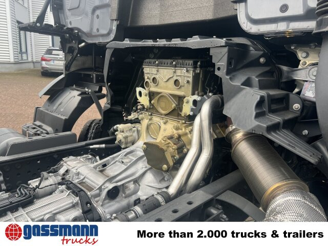Mercedes-Benz Arocs 3251 L 8x4/4, mit Motorabtrieb C plus NA - Cab chassis truck: picture 2 Mercedes-Benz Arocs 3251 L 8x4/4, mit Motorabtrieb C plus NA - Cab chassis truck: picture 2