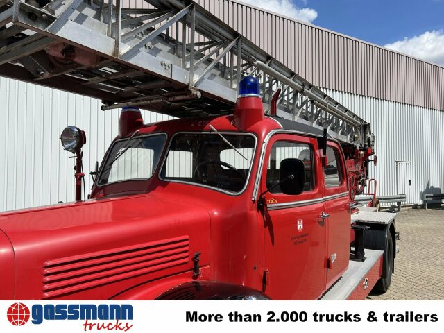 Fire truck Mercedes-Benz LF 311 3250/3500 - Oldtimer Feuerwehrfahrzeug: picture 6