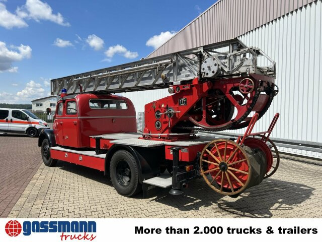 Fire truck Mercedes-Benz LF 311 3250/3500 - Oldtimer Feuerwehrfahrzeug: picture 10