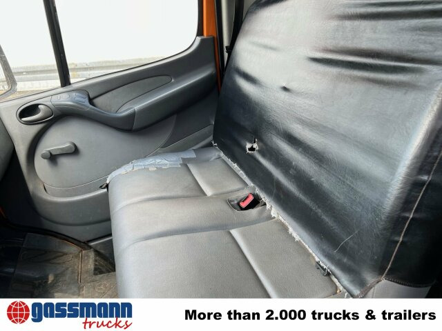 Mercedes-Benz Sprinter 308 4x2 Doka - Flatbed van, Combi van: picture 4 Mercedes-Benz Sprinter 308 4x2 Doka - Flatbed van, Combi van: picture 4