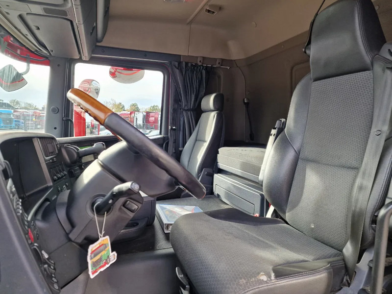 Crane truck Scania G450 6x2*4 - HMF 2620 K5 Crane with remote - Retarder - Steering axle: picture 11 Crane truck Scania G450 6x2*4 - HMF 2620 K5 Crane with remote - Retarder - Steering axle: picture 11