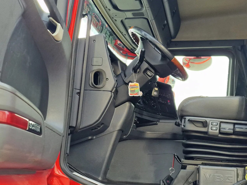 Crane truck Scania G450 6x2*4 - HMF 2620 K5 Crane with remote - Retarder - Steering axle: picture 10 Crane truck Scania G450 6x2*4 - HMF 2620 K5 Crane with remote - Retarder - Steering axle: picture 10