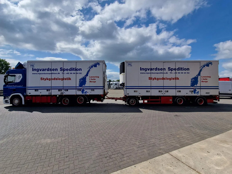 Scania R500 NGS B6X2NB / Trailer-Bygg 12-2004 / Frigobox Sidedoors / Rohrbahen / hooks - Refrigerator truck: picture 4 Scania R500 NGS B6X2NB / Trailer-Bygg 12-2004 / Frigobox Sidedoors / Rohrbahen / hooks - Refrigerator truck: picture 4