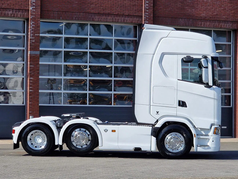New Tractor unit Scania 660S V8 NGS Highline 6x2/4 - New - Old dashboard - Full spec - Retarder - Night clima - Led - Leather - Navi: picture 8
