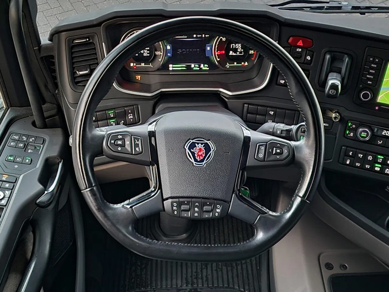 Tractor unit Scania R560 Highline 6x2 - BUFFL - Retarder - Full air - 3.15 WB - Leather: picture 10