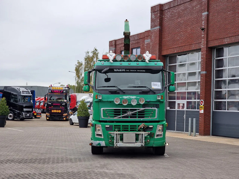 Volvo FH 13.440 6x2*4 - HIAB Hooklift 17T - Euro 5 - I shift - Steering axle - Hook lift truck: picture 2 Volvo FH 13.440 6x2*4 - HIAB Hooklift 17T - Euro 5 - I shift - Steering axle - Hook lift truck: picture 2