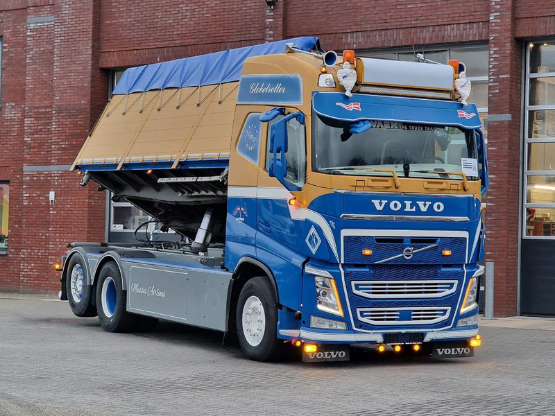 Volvo FH 13.540 Globetrotter 6x2 - 3 way tipper - Full air - I parkcool - Custom interior - Tipper: picture 2 Volvo FH 13.540 Globetrotter 6x2 - 3 way tipper - Full air - I parkcool - Custom interior - Tipper: picture 2