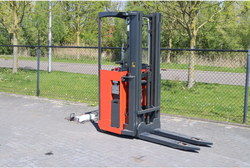 Actil L 1350 | TRIPLEX | SIDESHIFT - Reach truck: picture 5 Actil L 1350 | TRIPLEX | SIDESHIFT - Reach truck: picture 5