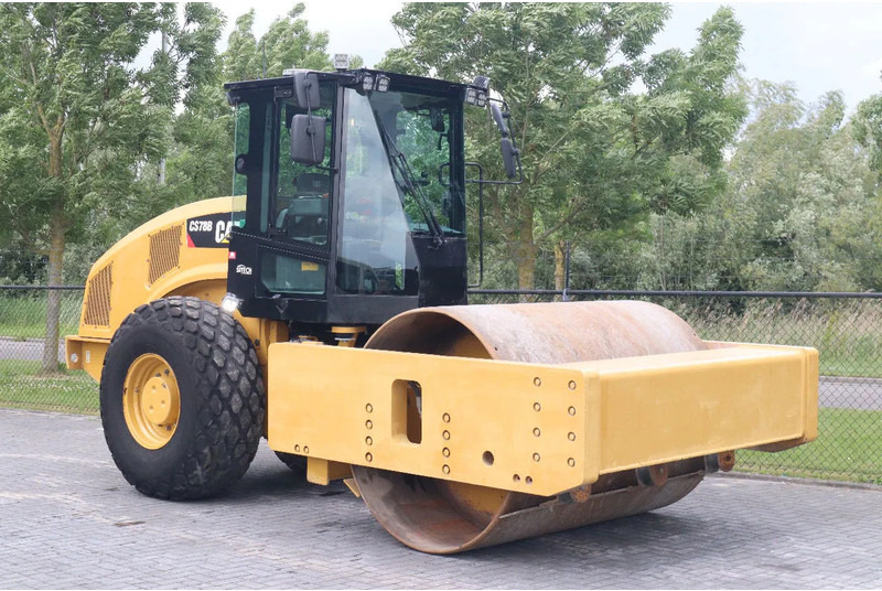 Caterpillar CS78B | TRIMBLE GPS | GOOD CONDITION - Roller: picture 5 Caterpillar CS78B | TRIMBLE GPS | GOOD CONDITION - Roller: picture 5