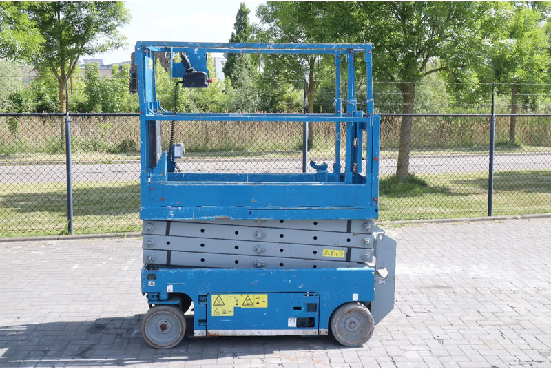 Genie GS-1932 | 7.8 METER | 227 KG - Scissor lift: picture 1 Genie GS-1932 | 7.8 METER | 227 KG - Scissor lift: picture 1