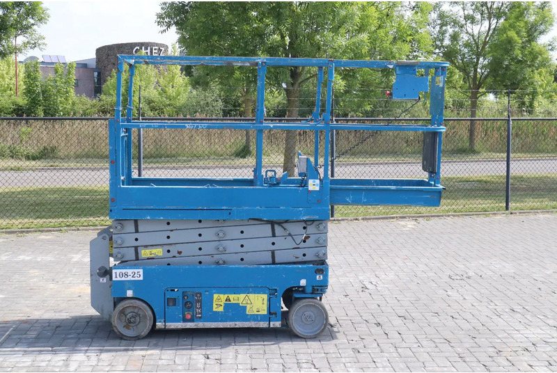 Genie GS-1932 | 7.8 METER | 227 KG - Scissor lift: picture 4 Genie GS-1932 | 7.8 METER | 227 KG - Scissor lift: picture 4