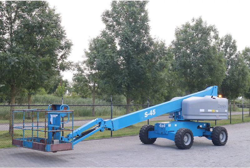 Genie S-45 | 15.7 METER | 227 KG | GOOD CONDITION - Telescopic boom: picture 2 Genie S-45 | 15.7 METER | 227 KG | GOOD CONDITION - Telescopic boom: picture 2