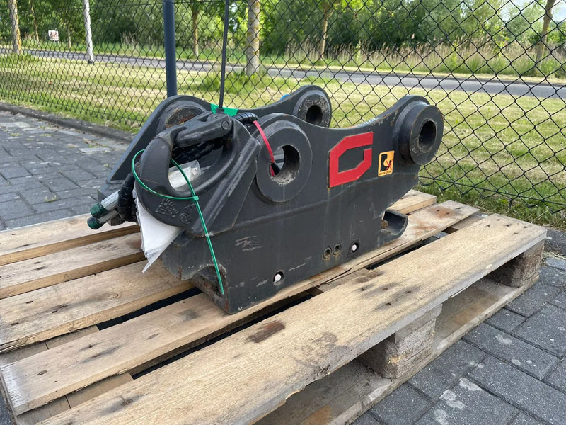 Gjerstad Gjerstad G60 | QUICK COUPLER | S60 | NEW / UNUSED - Quick coupler for Construction machinery: picture 1 Gjerstad Gjerstad G60 | QUICK COUPLER | S60 | NEW / UNUSED - Quick coupler for Construction machinery: picture 1