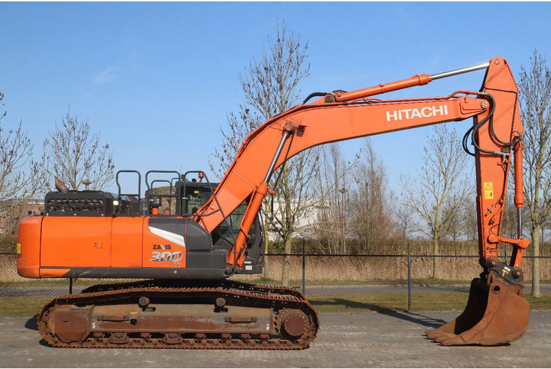 Hitachi ZX300 LC-7 | BUCKET | QUICK COUPLER | GOOD U/C! - Crawler excavator: picture 4 Hitachi ZX300 LC-7 | BUCKET | QUICK COUPLER | GOOD U/C! - Crawler excavator: picture 4