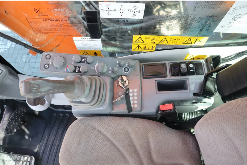 Crawler excavator Hitachi ZX530 LCH-6 | BUCKET | QUICK COUPLER: picture 17