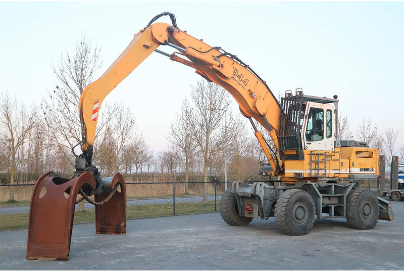 Liebherr A944 B HD | LOG GRAPPLE | HOLZGREIFER | TIMBER - Forestry harvester: picture 2 Liebherr A944 B HD | LOG GRAPPLE | HOLZGREIFER | TIMBER - Forestry harvester: picture 2