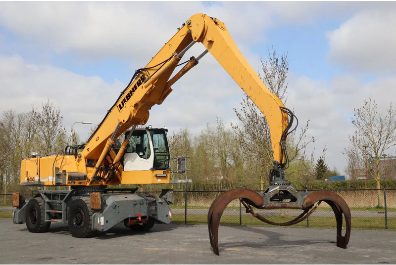 Liebherr A944 C HD | LOG GRAPPLE | HOLZGREIFER | TIMBER - Forestry harvester: picture 5 Liebherr A944 C HD | LOG GRAPPLE | HOLZGREIFER | TIMBER - Forestry harvester: picture 5