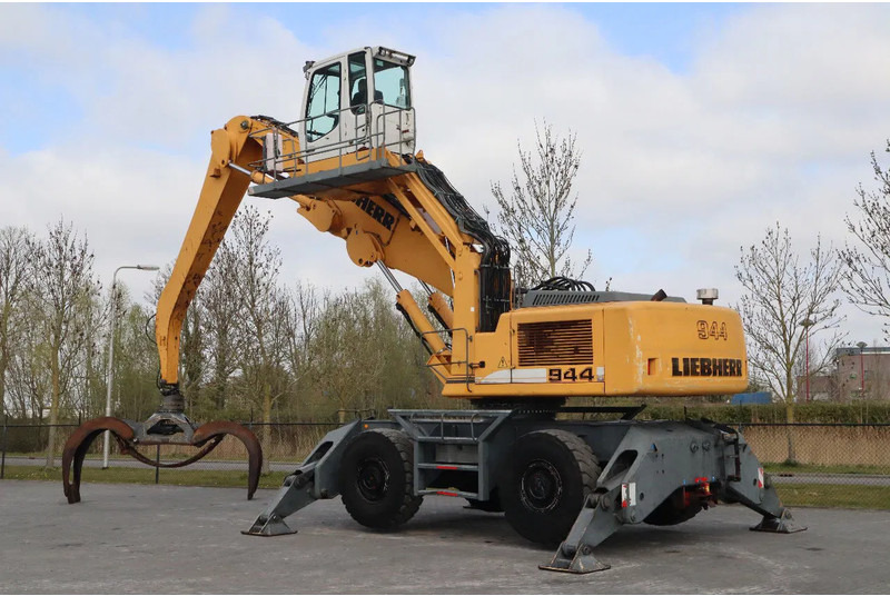 Liebherr A944 C HD | LOG GRAPPLE | HOLZGREIFER | TIMBER - Wheel excavator: picture 3 Liebherr A944 C HD | LOG GRAPPLE | HOLZGREIFER | TIMBER - Wheel excavator: picture 3
