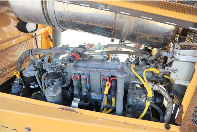 Bulldozer Liebherr PR736 LGP | AIRCO | LOW HOURS!: picture 14