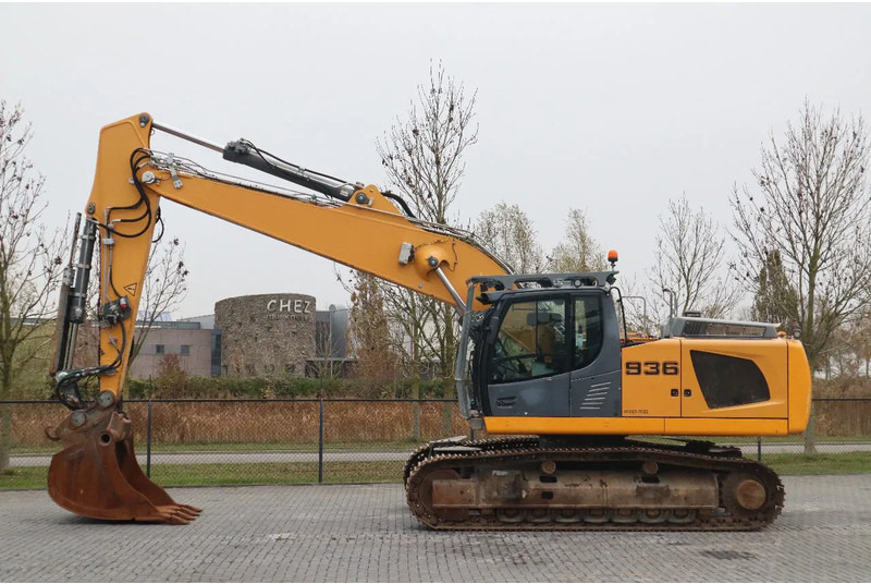 Liebherr R936 NLC | STRAIGHT BOOM | MAGNET GEN | OILQUICK - Demolition excavator: picture 1 Liebherr R936 NLC | STRAIGHT BOOM | MAGNET GEN | OILQUICK - Demolition excavator: picture 1