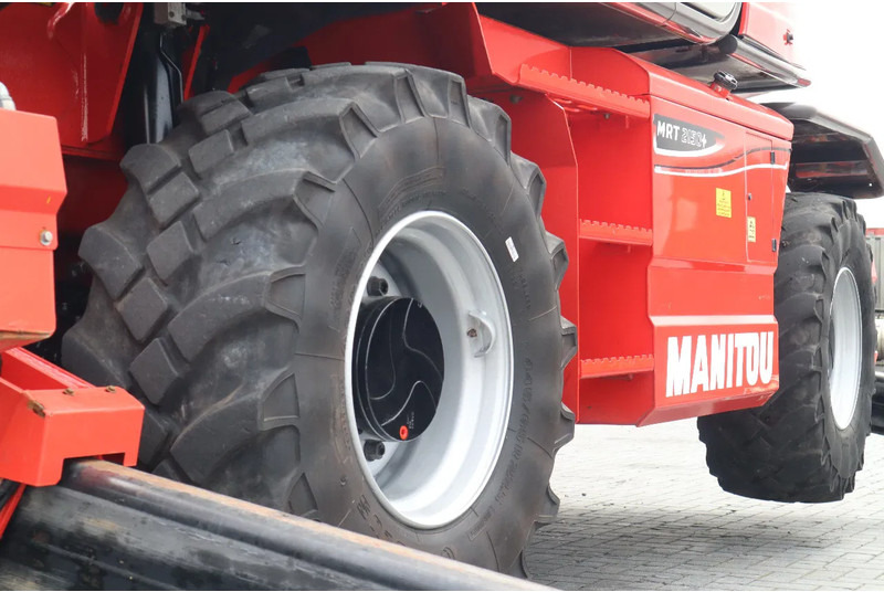 Loader Manitou MRT 2150 + S2 | REMOTE | FORKS | 3-TON WINCH: picture 11