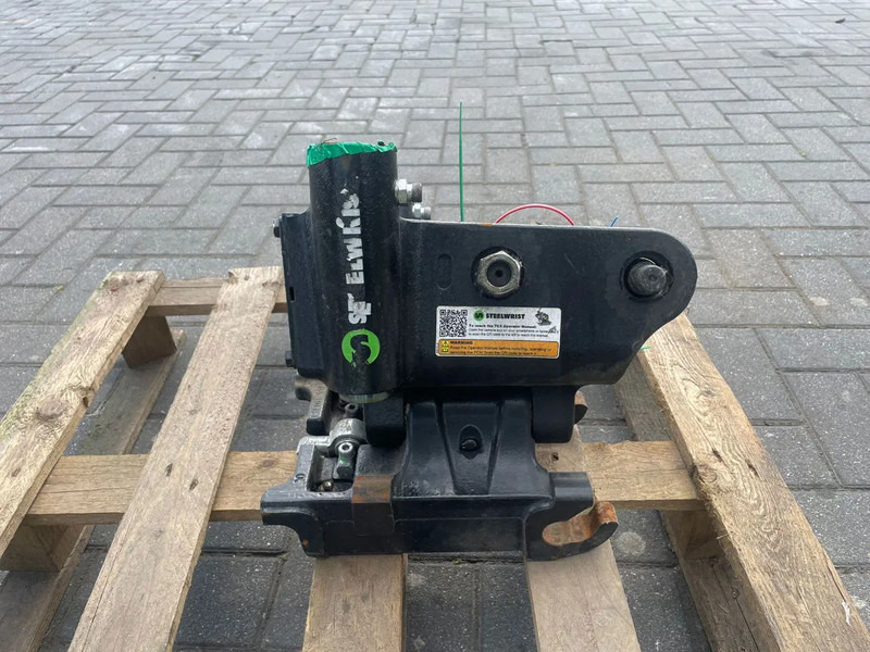 STEELWRIST TCX S30 - 180 MEC | TILT COUPLER | TILTING COUPLER | NEW / UNUSED - Tiltrotator for Construction machinery: picture 4 STEELWRIST TCX S30 - 180 MEC | TILT COUPLER | TILTING COUPLER | NEW / UNUSED - Tiltrotator for Construction machinery: picture 4