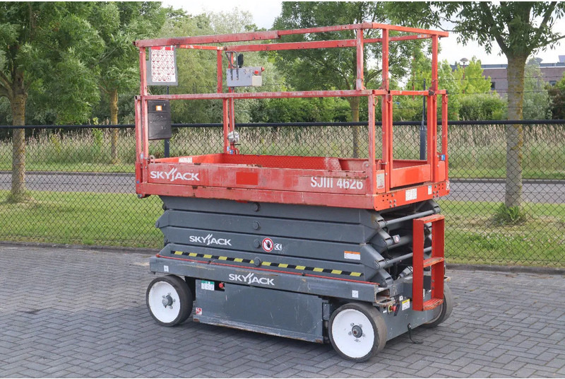 Skyjack SJ III 4626 | 9.75 METER | 454 KG - Scissor lift: picture 2 Skyjack SJ III 4626 | 9.75 METER | 454 KG - Scissor lift: picture 2