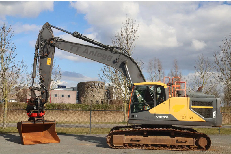 Volvo EC250EL | EC 250 EL | ROTOTILT | BUCKET - Crawler excavator: picture 1 Volvo EC250EL | EC 250 EL | ROTOTILT | BUCKET - Crawler excavator: picture 1