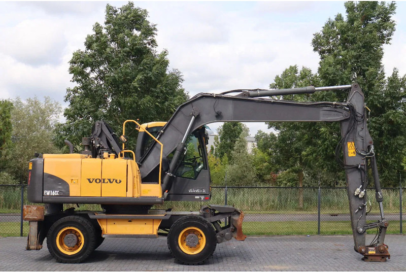 Volvo EW160 C | QUICK COUPLER | ELEVATING CABIN | UMSCHLAG - Wheel excavator: picture 4 Volvo EW160 C | QUICK COUPLER | ELEVATING CABIN | UMSCHLAG - Wheel excavator: picture 4