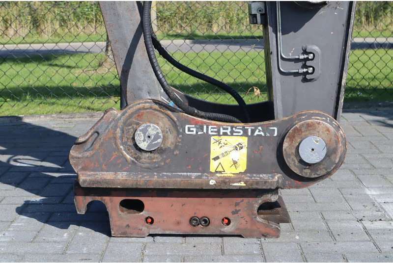 Volvo EW160C | EW 160 C | LIFT CAB | DOZERBLADE | QUICK COUPLER leasing Volvo EW160C | EW 160 C | LIFT CAB | DOZERBLADE | QUICK COUPLER: picture 11 Volvo EW160C | EW 160 C | LIFT CAB | DOZERBLADE | QUICK COUPLER leasing Volvo EW160C | EW 160 C | LIFT CAB | DOZERBLADE | QUICK COUPLER: picture 11