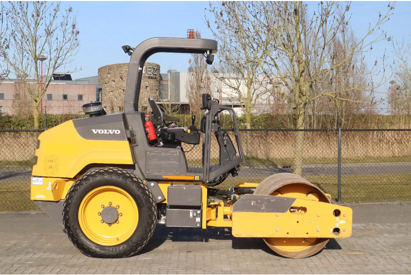 Volvo SD45B | GOOD CONDIITON | LOW HOURS - Roller: picture 4 Volvo SD45B | GOOD CONDIITON | LOW HOURS - Roller: picture 4