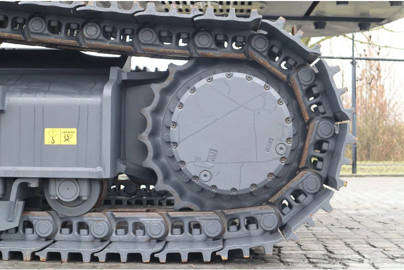 Crawler excavator XCMG XE300E | ROTOTILT R8 | CE | CUMMINS STAGE V | FULL OPTION: picture 8 Crawler excavator XCMG XE300E | ROTOTILT R8 | CE | CUMMINS STAGE V | FULL OPTION: picture 8