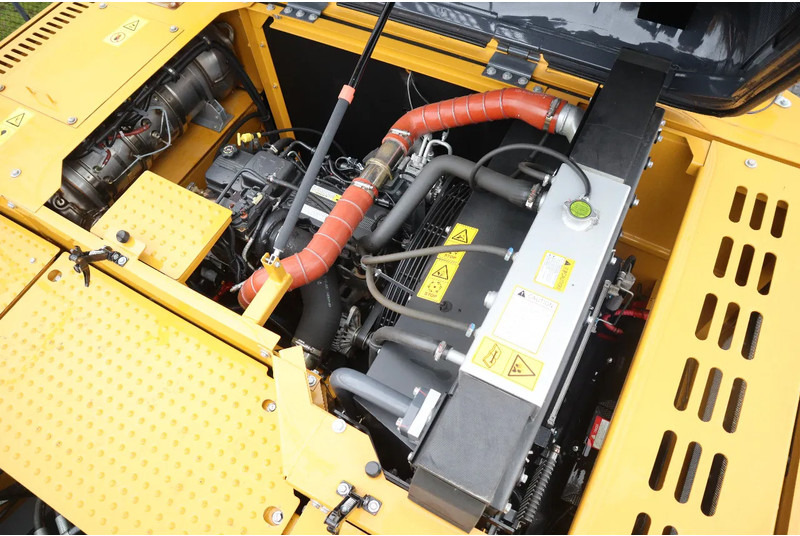 Crawler excavator XCMG XE300E | ROTOTILT R8 | CE | CUMMINS STAGE V | FULL OPTION: picture 14 Crawler excavator XCMG XE300E | ROTOTILT R8 | CE | CUMMINS STAGE V | FULL OPTION: picture 14