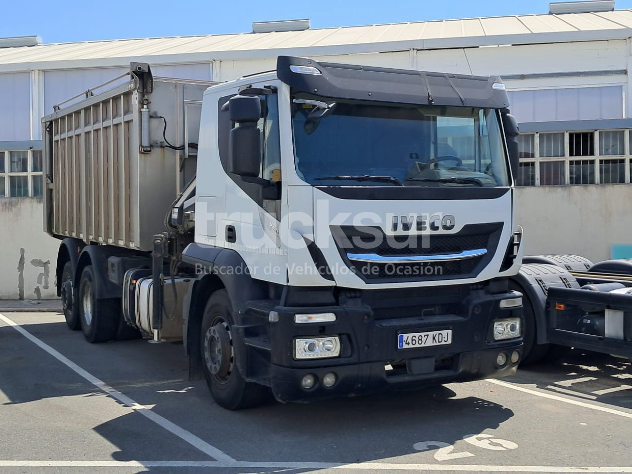 IVECO AT260SY/PS 360CV ejes 6x2*4 - Tipper, Crane truck: picture 1 IVECO AT260SY/PS 360CV ejes 6x2*4 - Tipper, Crane truck: picture 1