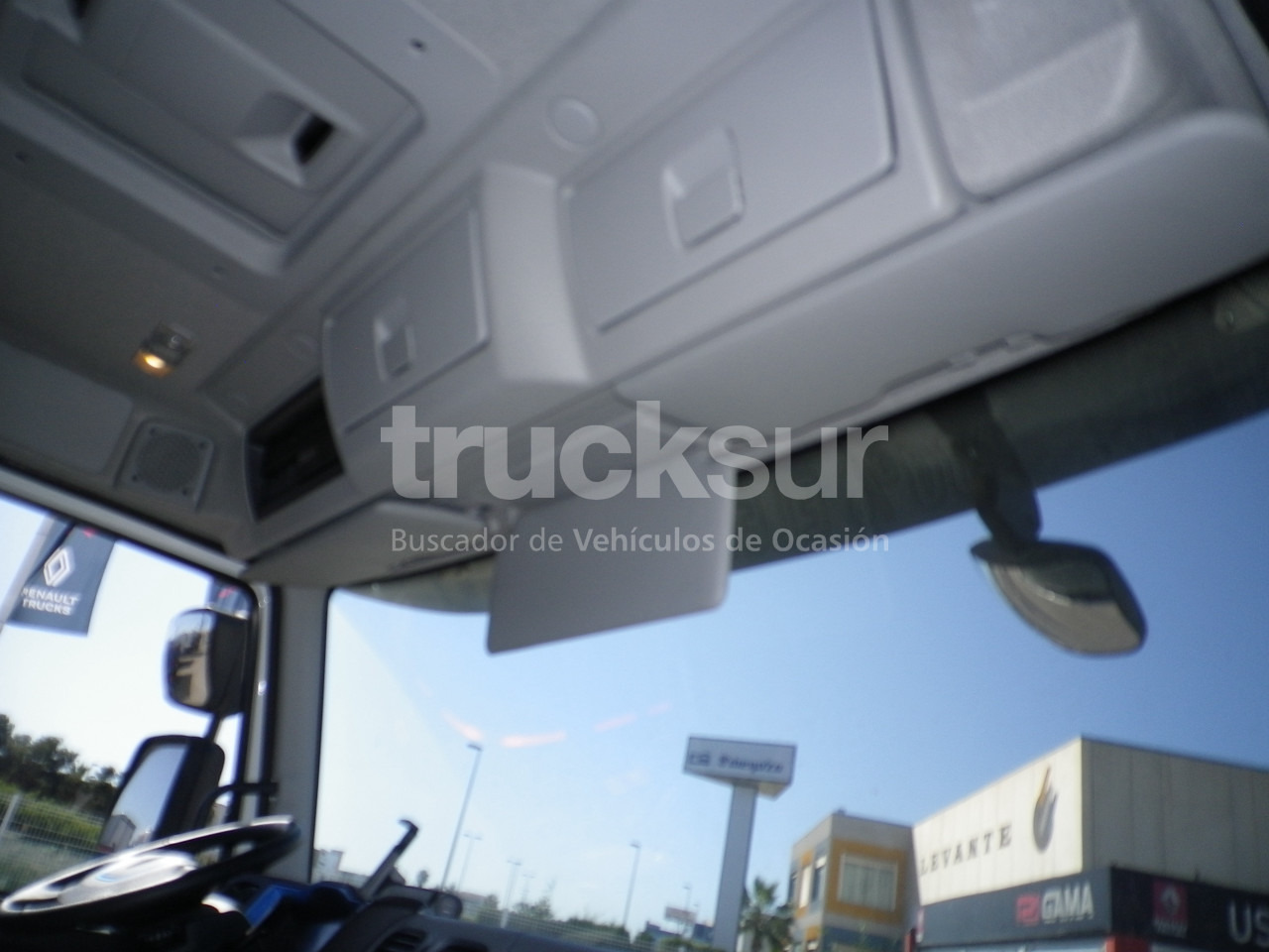 Interior photo 1: RENAULT D WIDE 26T  E-TECH   ELECTRICO 100% leasing RENAULT D WIDE 26T  E-TECH   ELECTRICO 100%