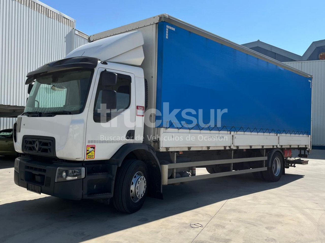 RENAULT D18.320 - Curtainsider truck: picture 1 RENAULT D18.320 - Curtainsider truck: picture 1