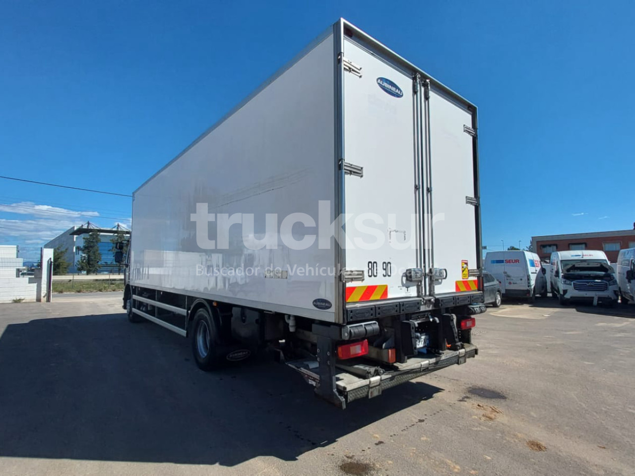 RENAULT D280 - Refrigerator truck: picture 4 RENAULT D280 - Refrigerator truck: picture 4