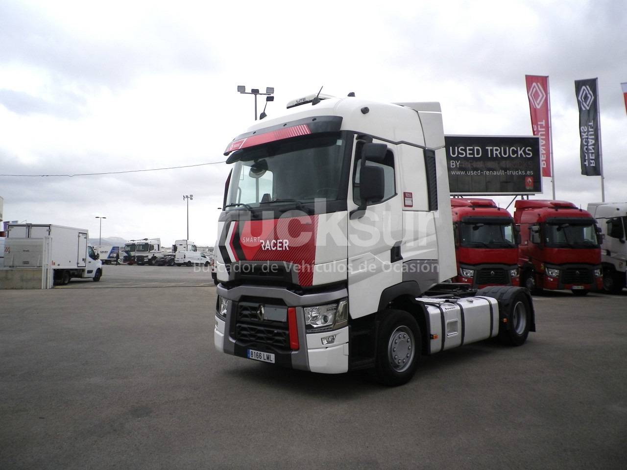 RENAULT T520 HIGH SLEEPER CAB - Tractor unit: picture 2 RENAULT T520 HIGH SLEEPER CAB - Tractor unit: picture 2