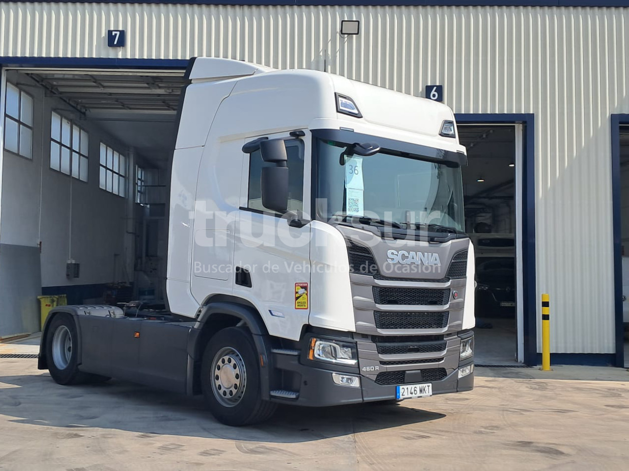 SCANIA R460 - Tractor unit: picture 1 SCANIA R460 - Tractor unit: picture 1
