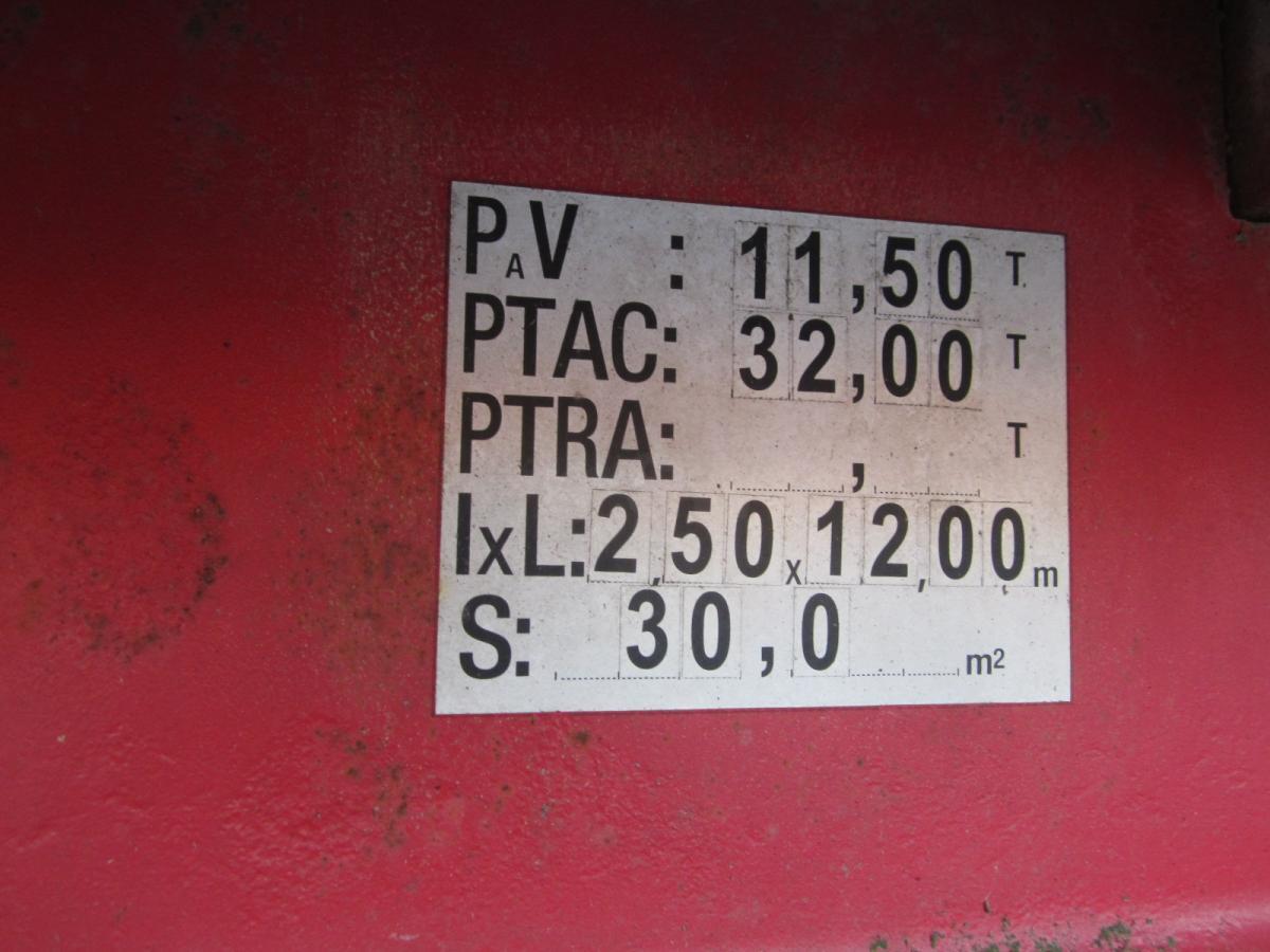 Actm - Low loader semi-trailer: picture 2 Actm - Low loader semi-trailer: picture 2