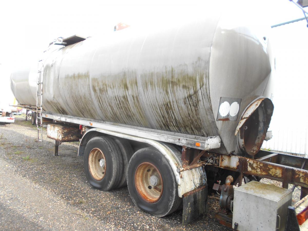 Fruehauf - Tank semi-trailer: picture 4 Fruehauf - Tank semi-trailer: picture 4