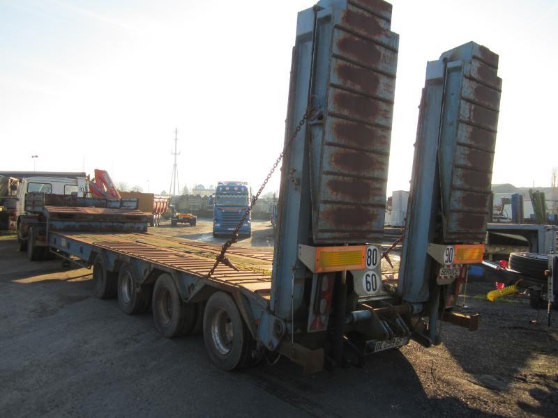 Louault - Low loader semi-trailer: picture 4 Louault - Low loader semi-trailer: picture 4