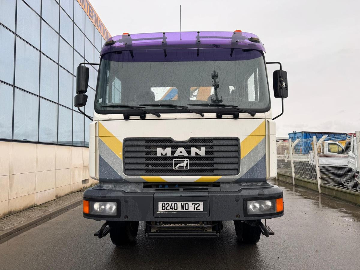 MAN FE 310 A - Hook lift truck, Crane truck: picture 2 MAN FE 310 A - Hook lift truck, Crane truck: picture 2