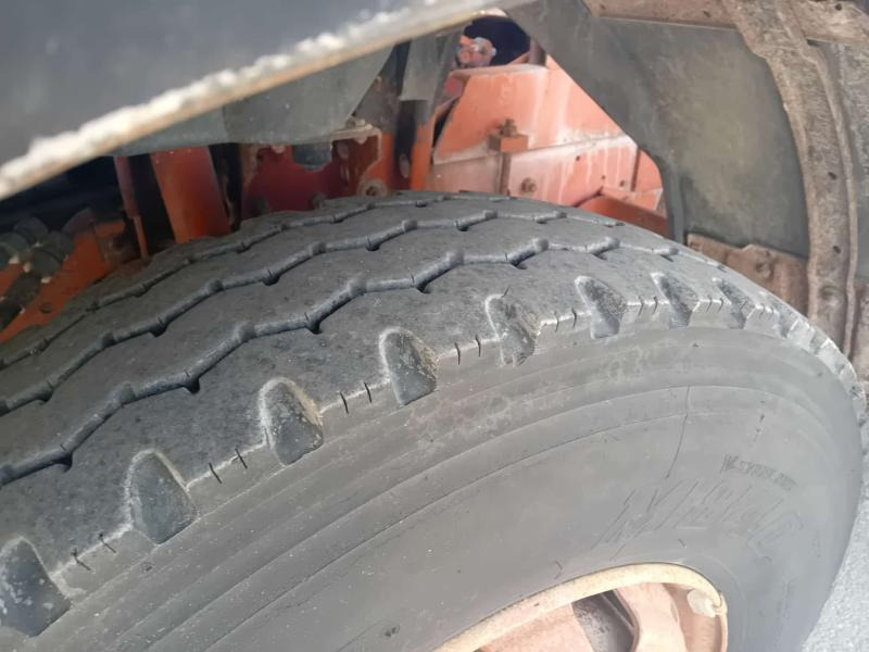 Mercedes 1414 - Tipper: picture 4 Mercedes 1414 - Tipper: picture 4